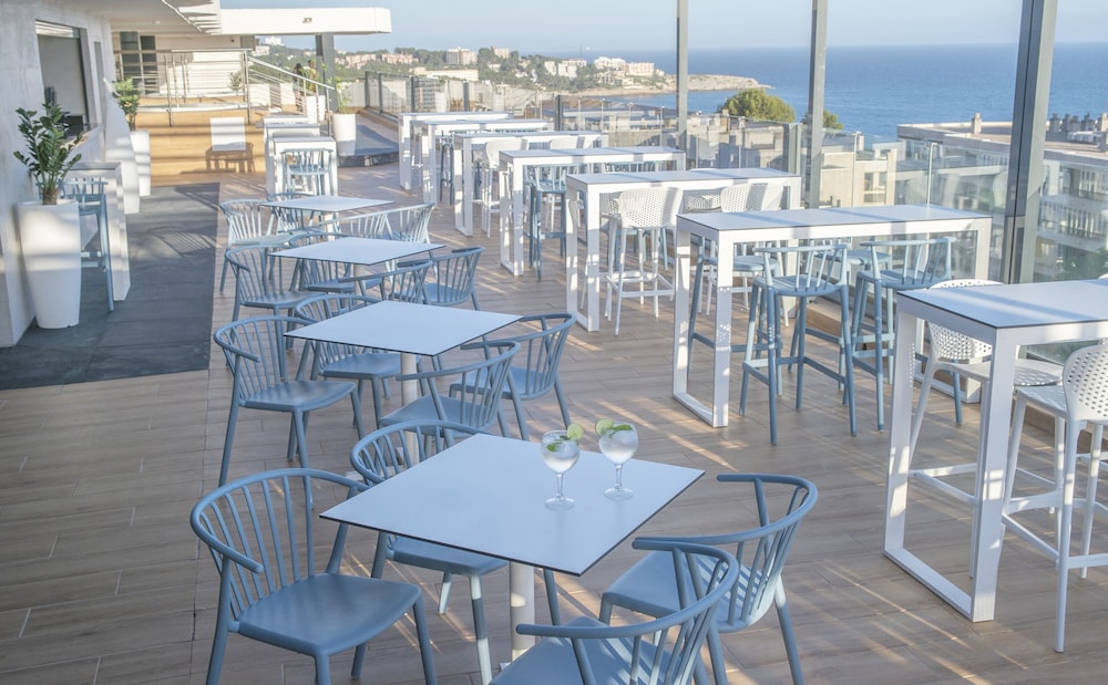 Hotel Salou Sunset (Adults Recommended) by Pierre & Vacances — Outdoor in Salou, Catalonia