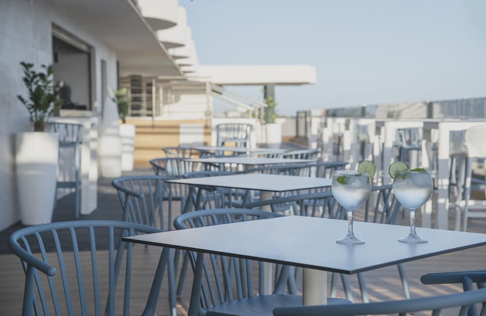 Hotel Salou Sunset (Adults Recommended) by Pierre & Vacances — Restaurant in Salou, Catalonia
