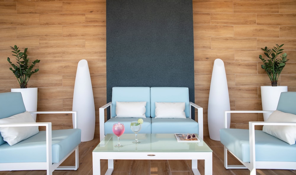 Hotel Salou Sunset (Adults Recommended) by Pierre & Vacances — Outdoor in Salou, Catalonia