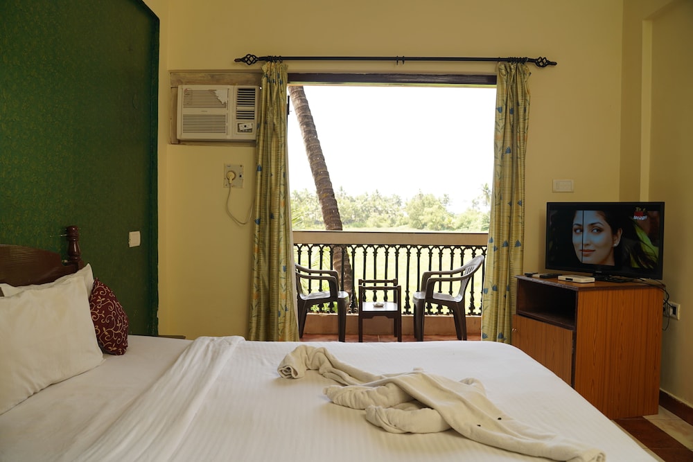 Ala Goa Resort — Hotel rooms in Betalbatim, Goa