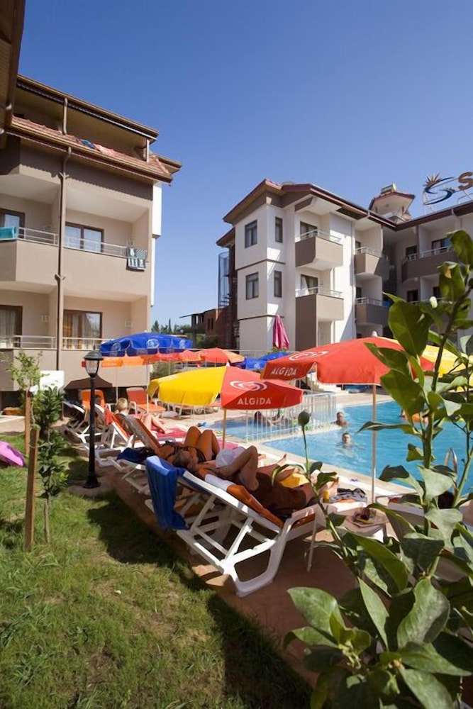 Selenium Hotel — Swimming pool in Side