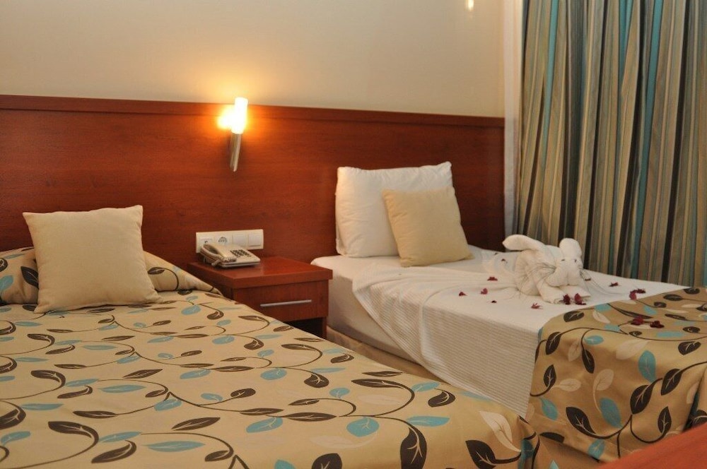 Selenium Hotel — Hotel rooms in Side