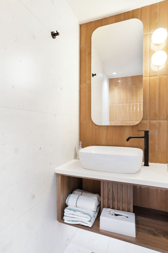 Metaxa Hotel — Hotel rooms in Heraklion