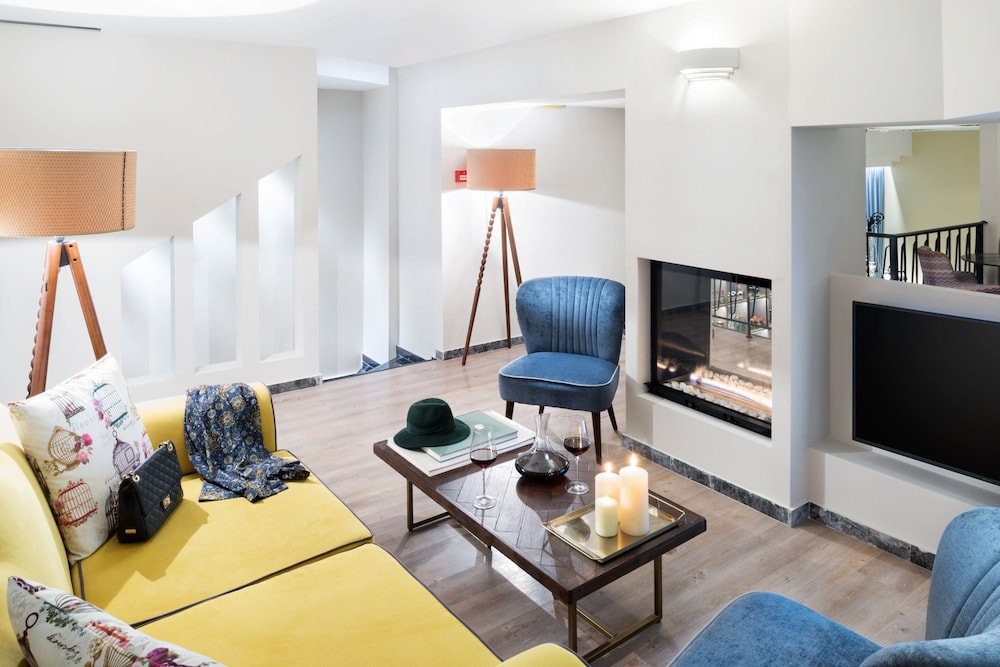 Metaxa Hotel — Hotel rooms in Heraklion