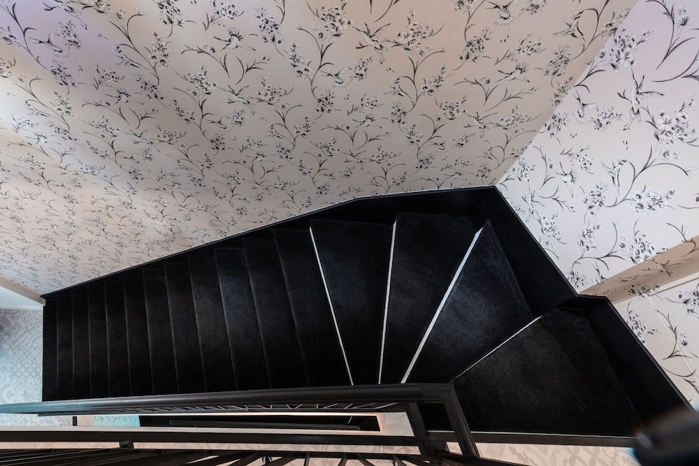 Metaxa Hotel — Hotel building in Heraklion