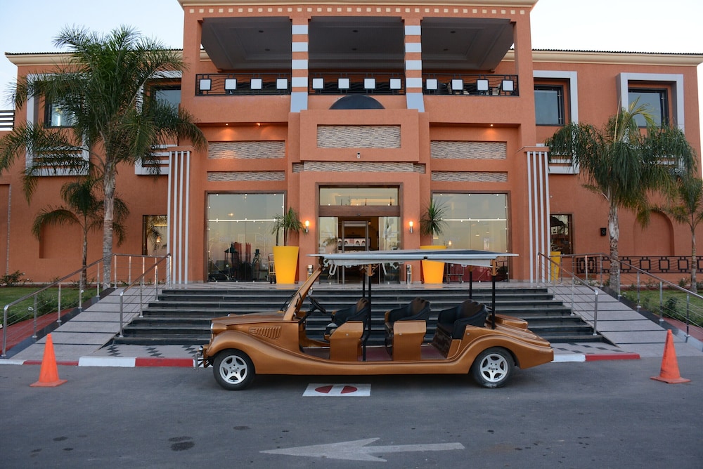 Pickalbatros AquaFunClub Allinclusive Marrakech — Hotel building in Sidi Abdallah Rhiat, Marrakech-Tensift-Al Haouz