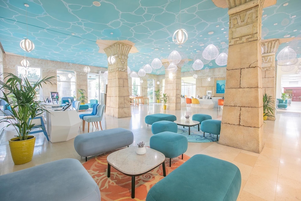Amadria Park Kids Hotel Andrija — Hotel building in Šibenik, Šibenik-Knin