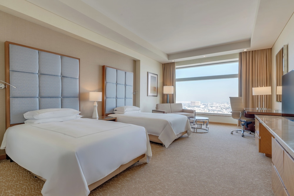 Swissotel Al Ghurair — Hotel rooms in Dubai
