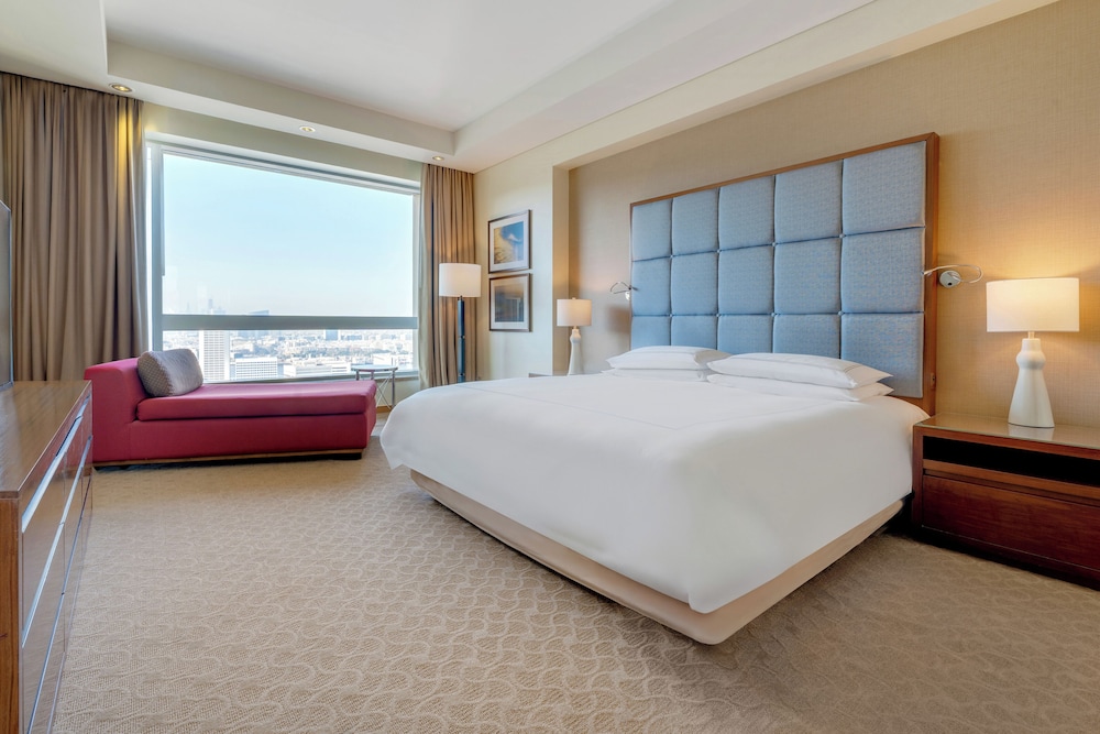 Swissotel Al Ghurair — Hotel rooms in Dubai