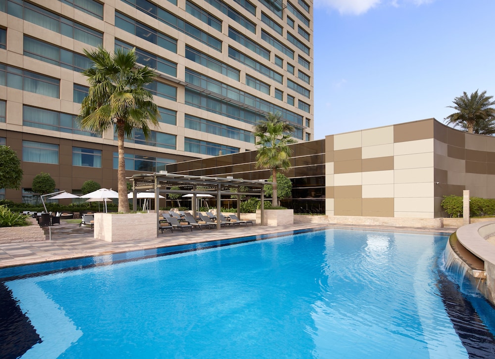 Swissotel Al Ghurair - zdjęcie 2