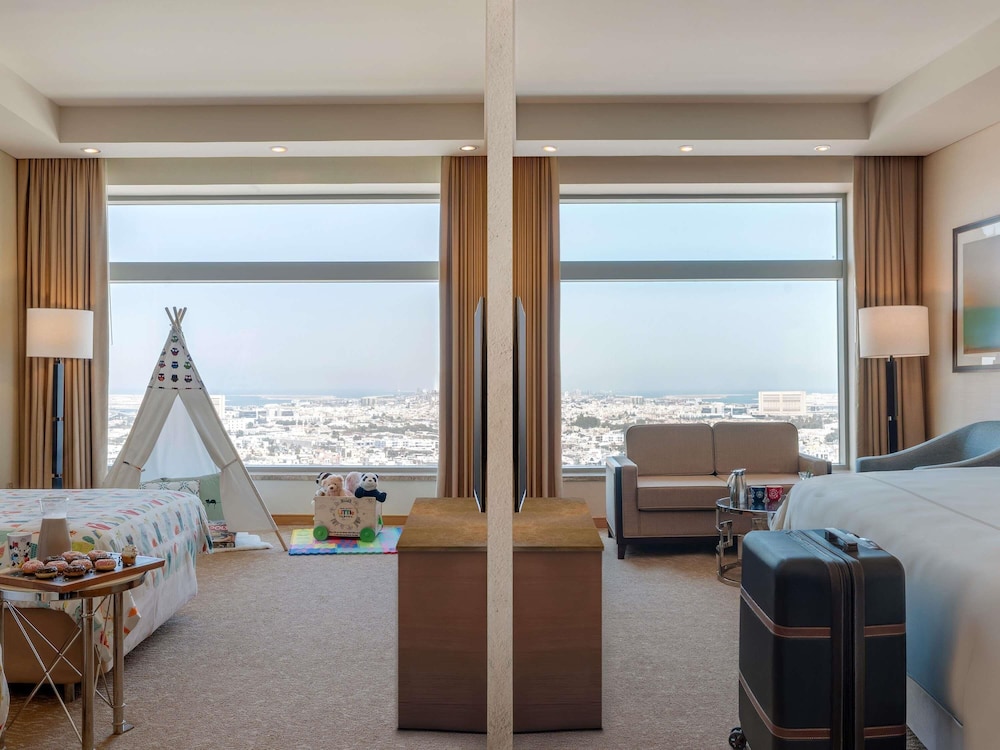 Swissotel Al Ghurair — Hotel rooms in Dubai