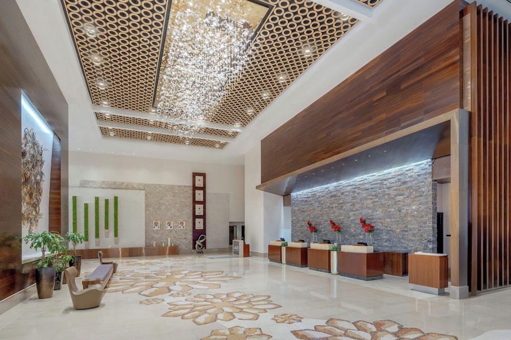 Swissotel Al Ghurair — Hotel building in Dubai