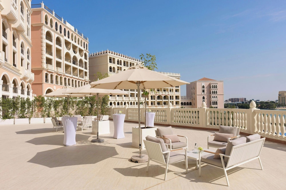 The Ritz-Carlton Abu Dhabi, Grand Canal - zdjęcie 4