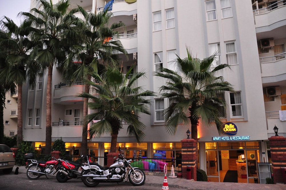 Belle Ocean Apart Hotel — Hotel building in Alanya