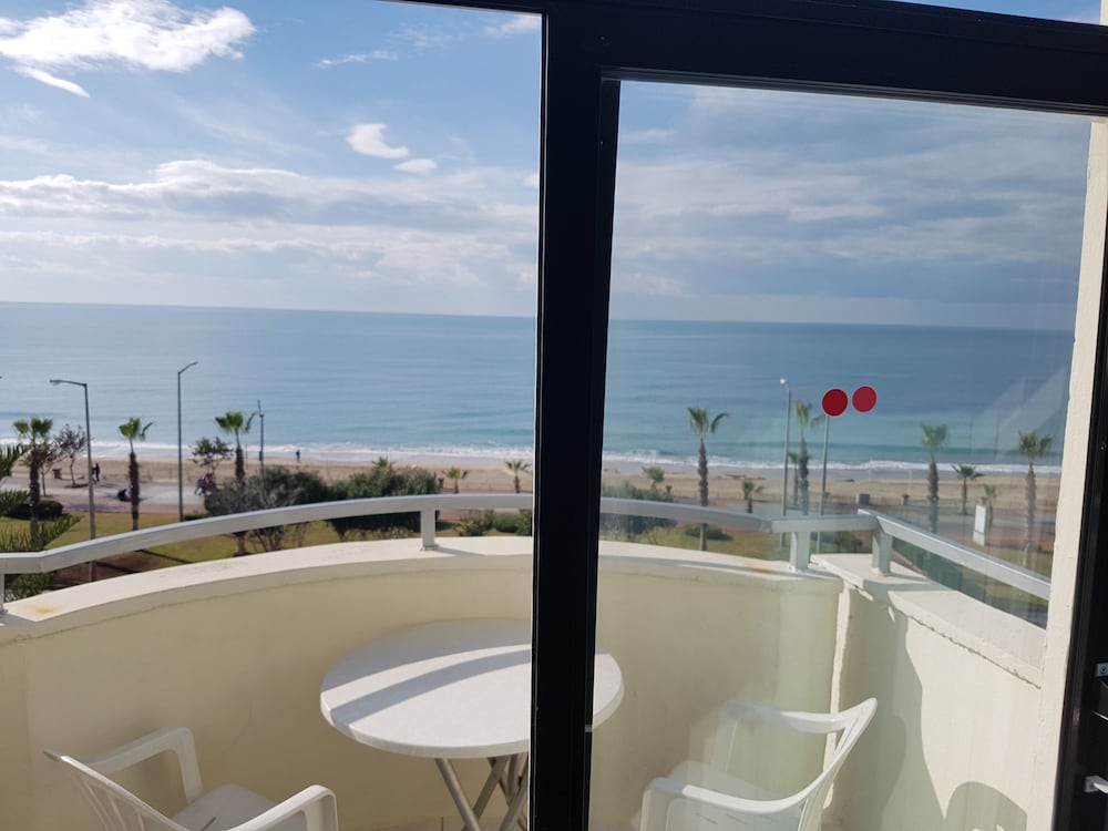 Belle Ocean Apart Hotel — Hotel rooms in Alanya