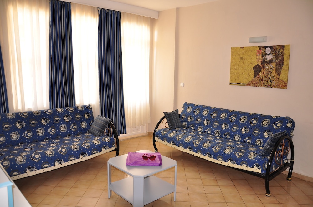 Belle Ocean Apart Hotel — Hotel rooms in Alanya