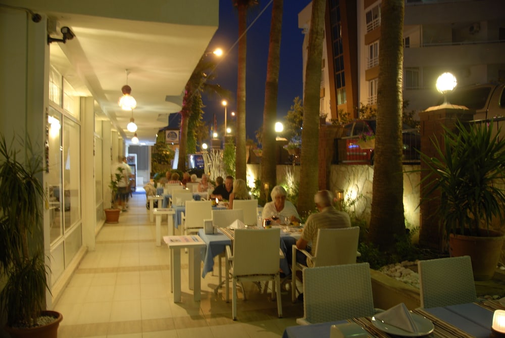 Belle Ocean Apart Hotel — Restaurant & bars in Alanya