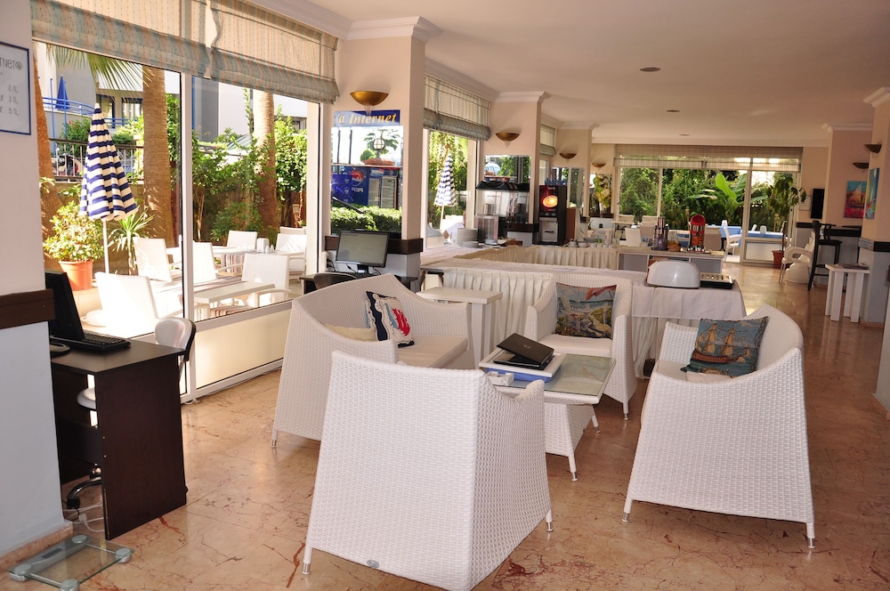 Belle Ocean Apart Hotel — Restaurant & bars in Alanya