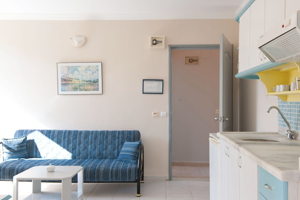 Belle Ocean Apart Hotel — Hotel rooms in Alanya