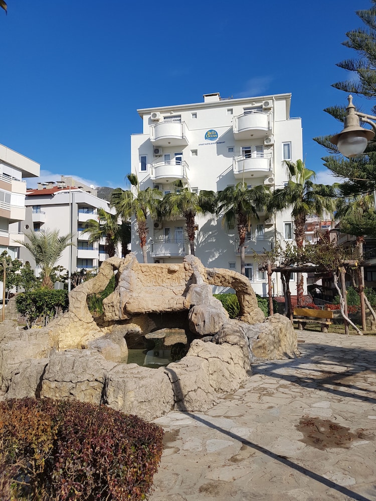 Belle Ocean Apart Hotel — Hotel building in Alanya
