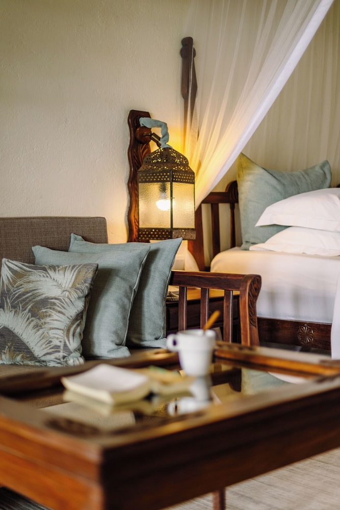 Breezes Beach Club & Spa – Half Board — Hotel rooms in Dongwe, Zanzibar South