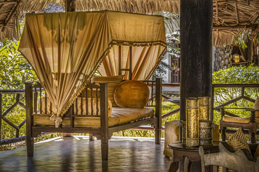 Breezes Beach Club & Spa – Half Board — Hotel rooms in Dongwe, Zanzibar South