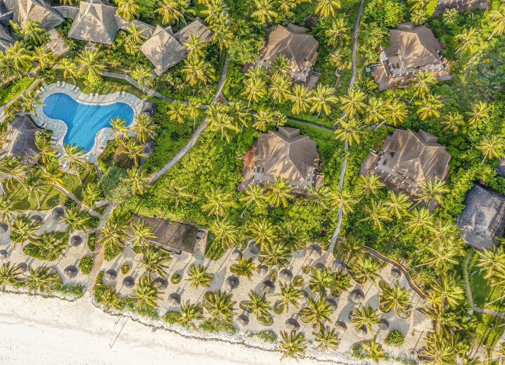 Breezes Beach Club & Spa – Half Board — Beach in Dongwe, Zanzibar South