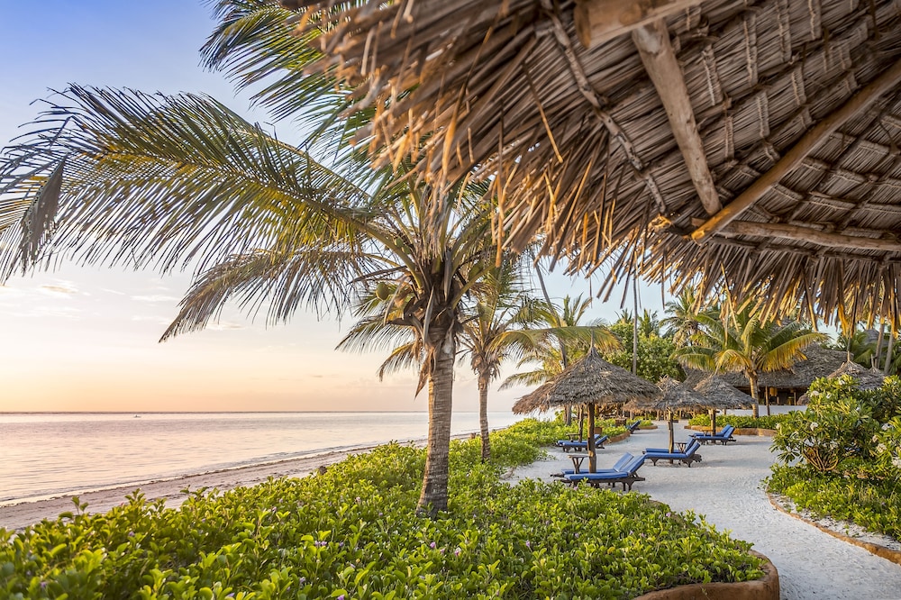 Breezes Beach Club & Spa – Half Board — Beach in Dongwe, Zanzibar South