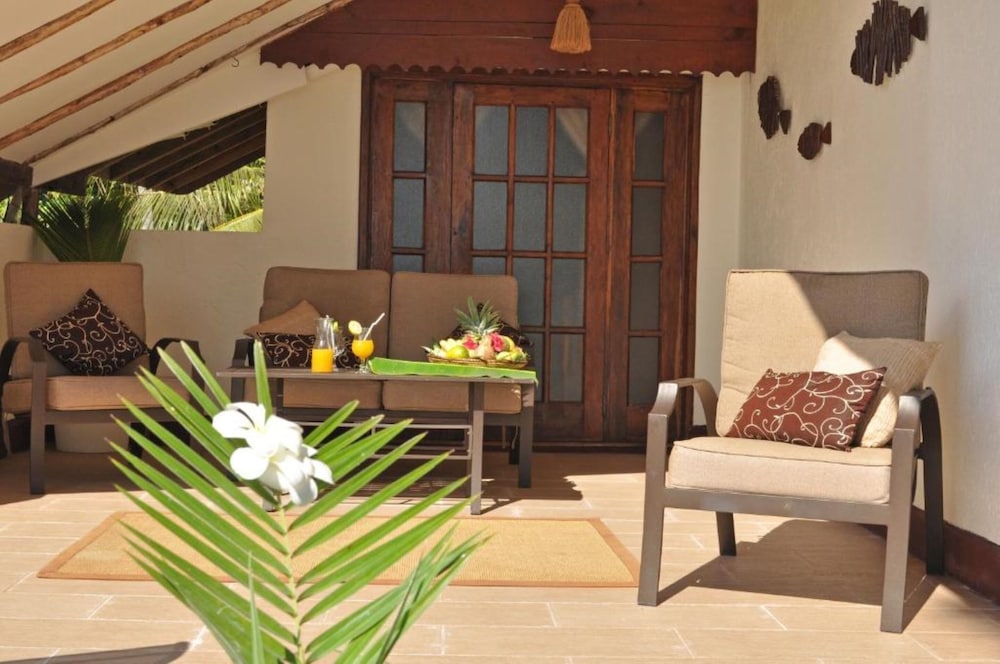 Breezes Beach Club & Spa – Half Board — Hotel building in Dongwe, Zanzibar South
