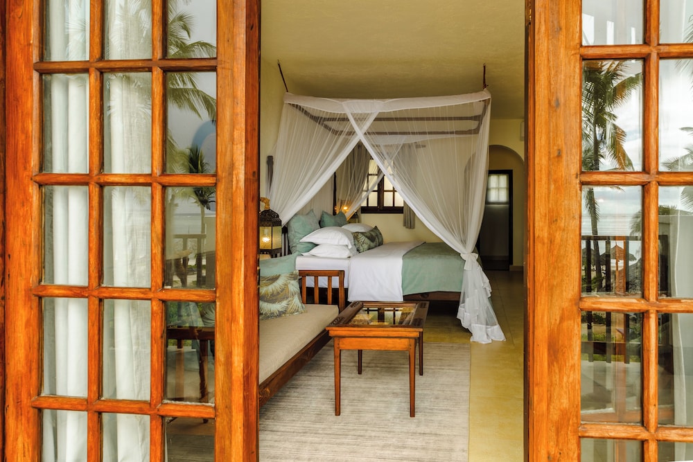 Breezes Beach Club & Spa – Half Board — Hotel rooms in Dongwe, Zanzibar South