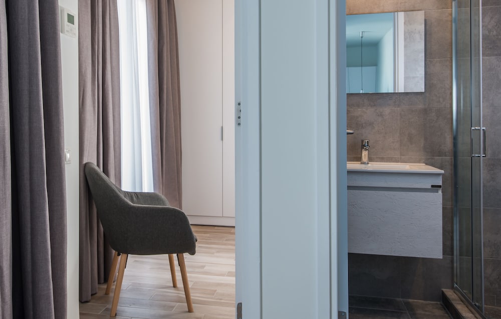 Spot Apart — Hotel rooms in Athens, Attica