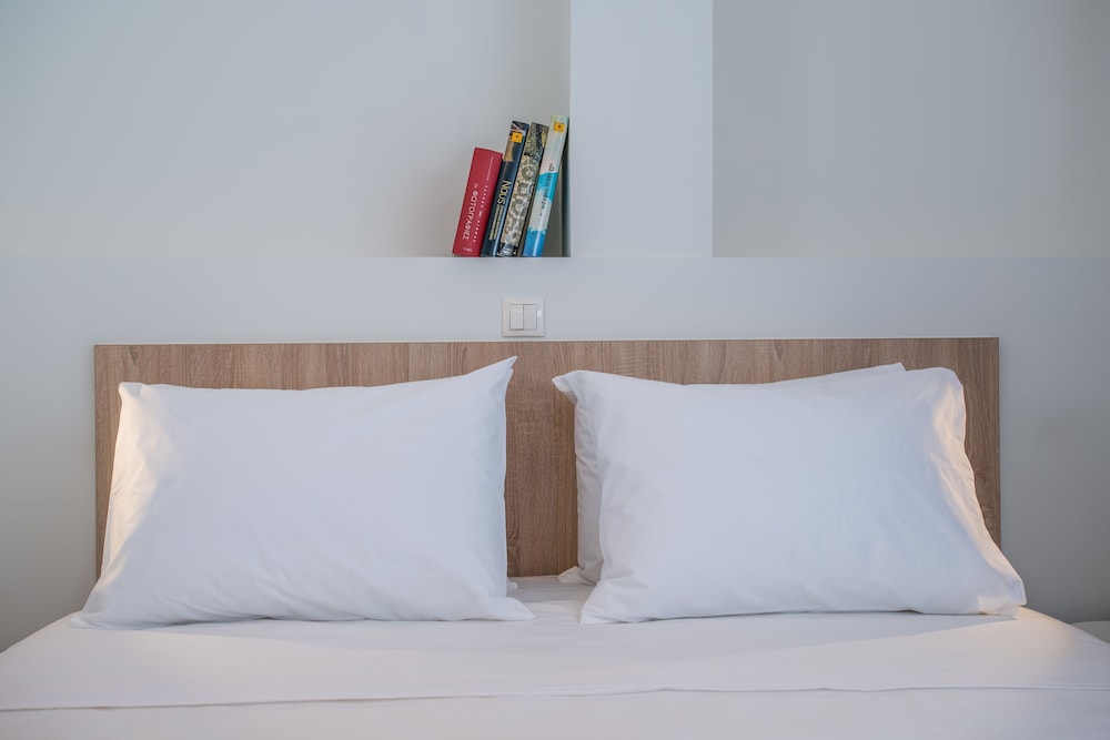 Spot Apart — Hotel rooms in Athens, Attica