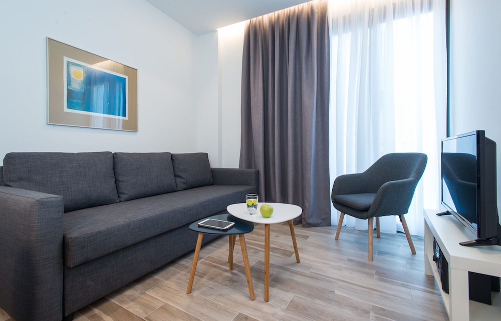 Spot Apart — Hotel rooms in Athens, Attica