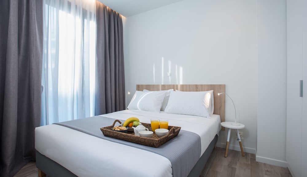 Spot Apart — Hotel rooms in Athens, Attica