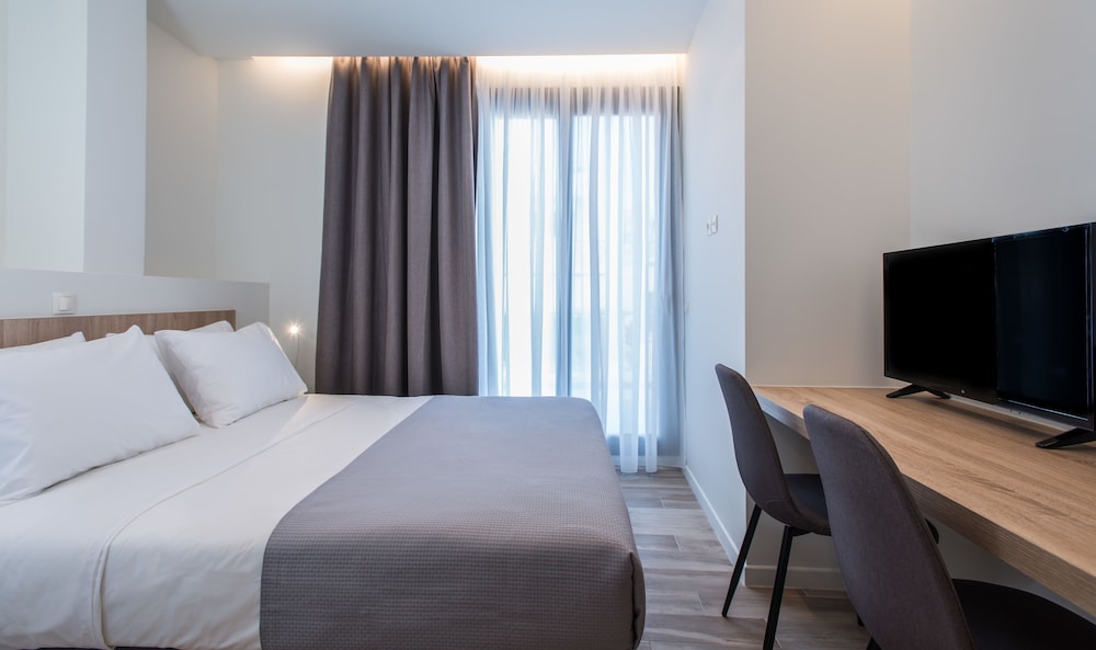 Spot Apart — Hotel rooms in Athens, Attica