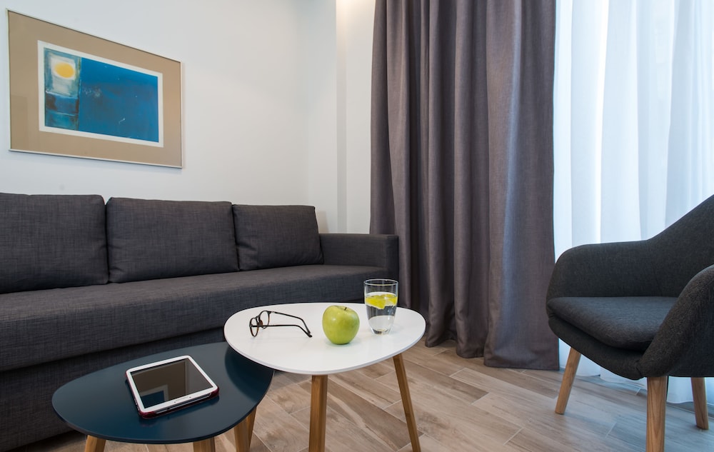 Spot Apart — Hotel rooms in Athens, Attica