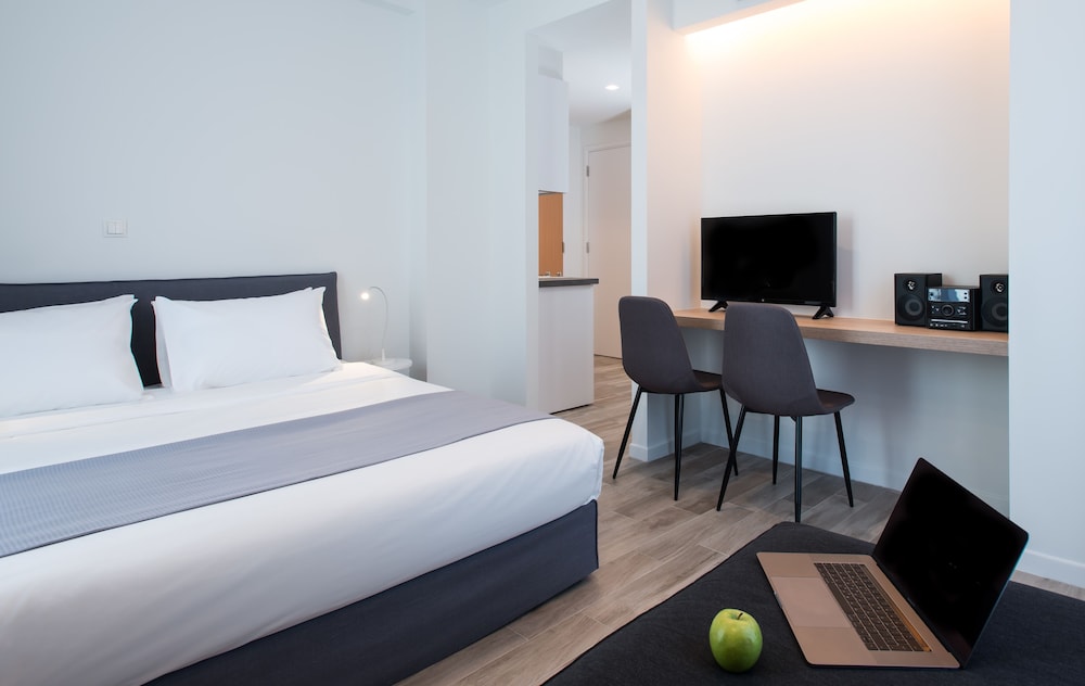 Spot Apart — Hotel rooms in Athens, Attica