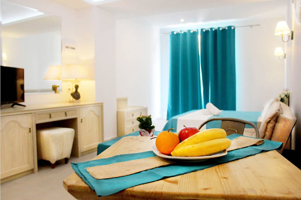Bivalvia Beach Plus — Hotel rooms in Faliraki, South Aegean