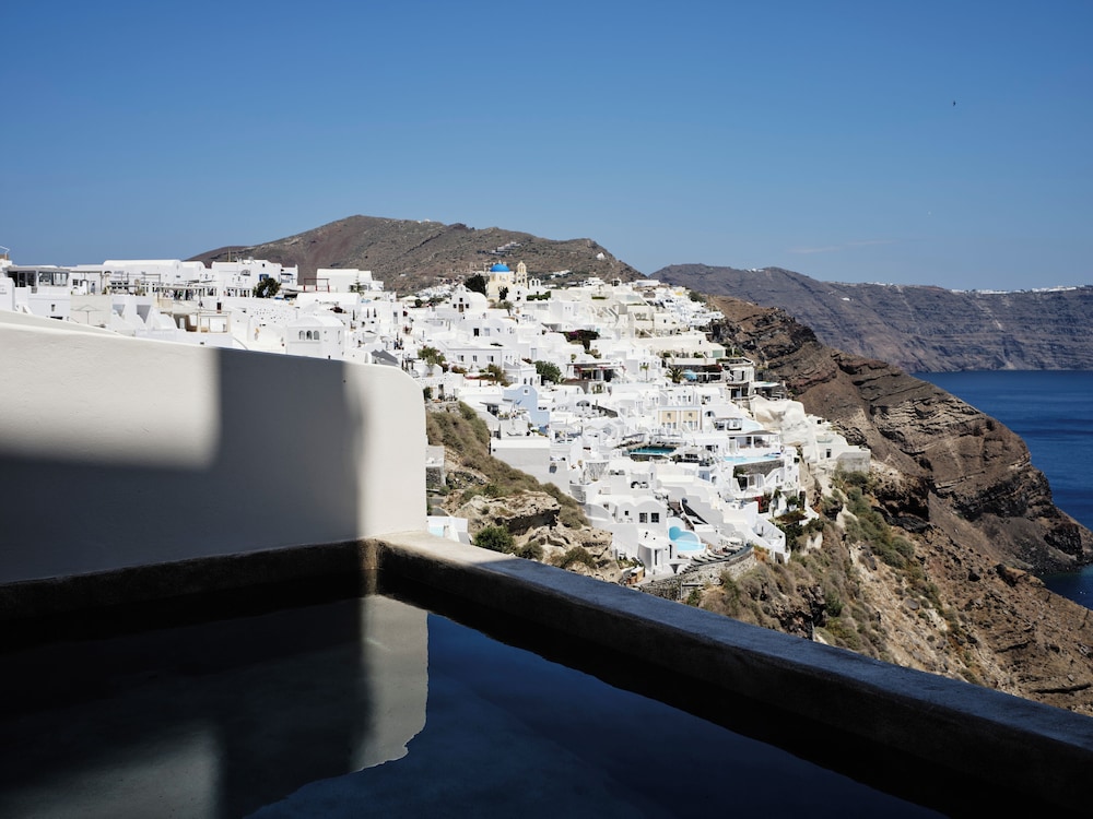 Andronis Luxury Suites — Attractions in the area in Oia, South Aegean