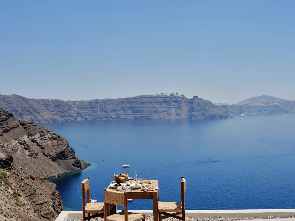 Andronis Luxury Suites — Restaurant & bars in Oia, South Aegean