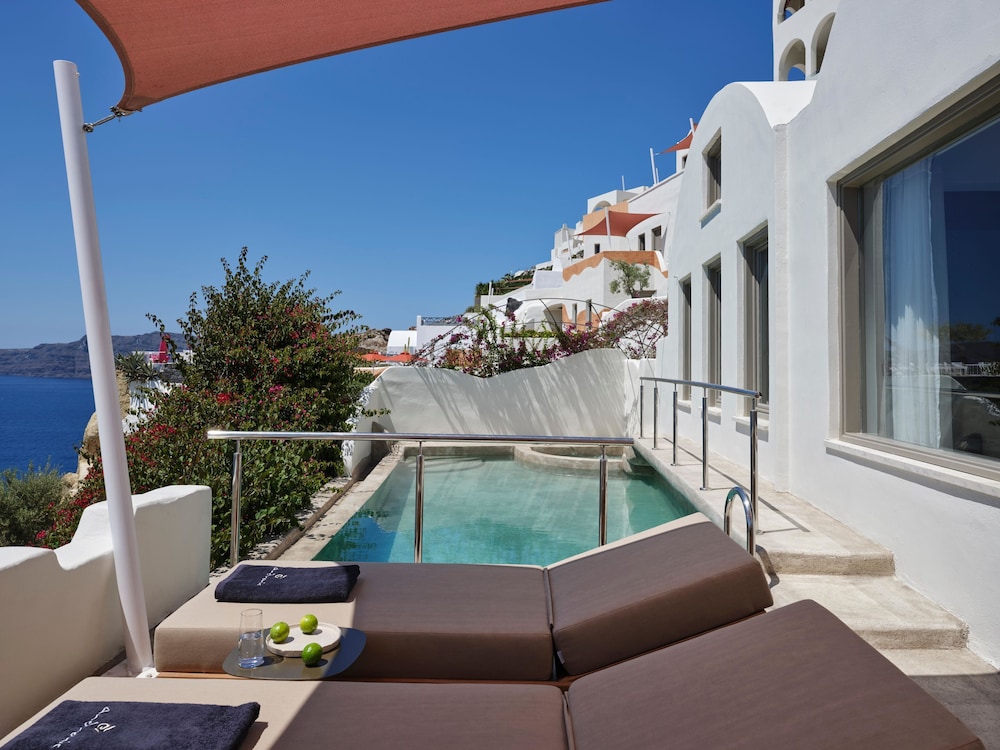 Andronis Luxury Suites — Swimming pool in Oia, South Aegean