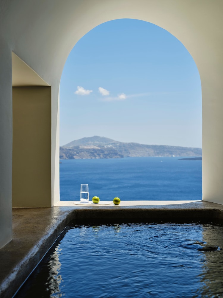Andronis Luxury Suites — Swimming pool in Oia, South Aegean