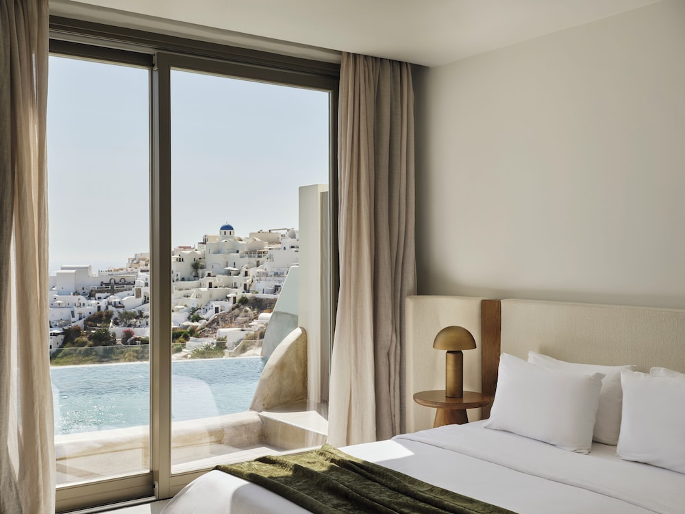 Andronis Luxury Suites — Hotel rooms in Oia, South Aegean