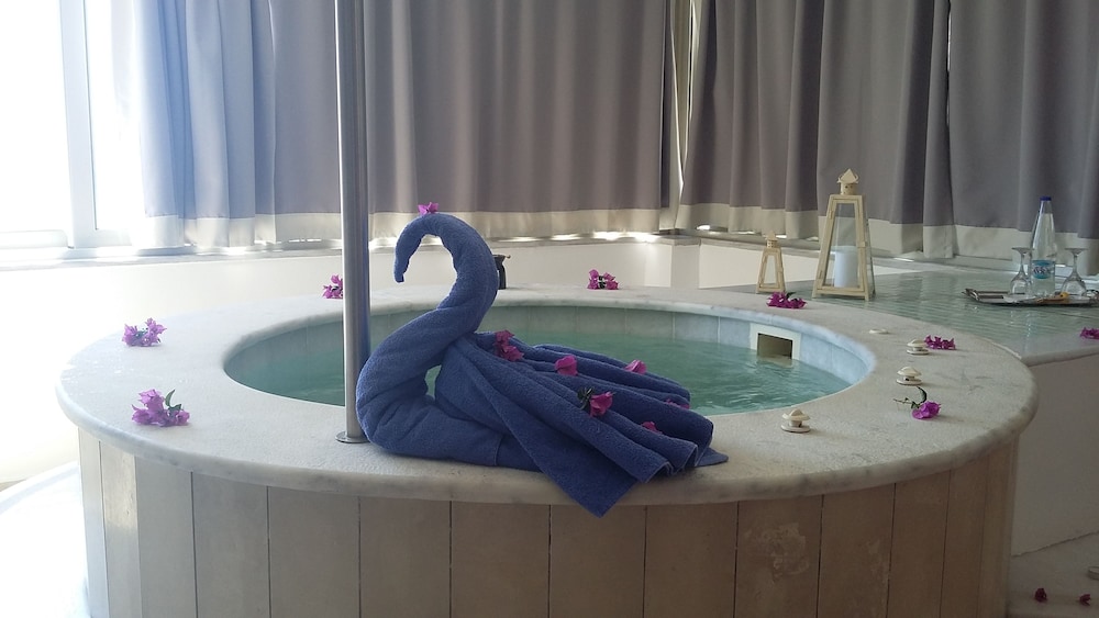 Hotel Antinea Suites & SPA — Spa in Kamari, South Aegean