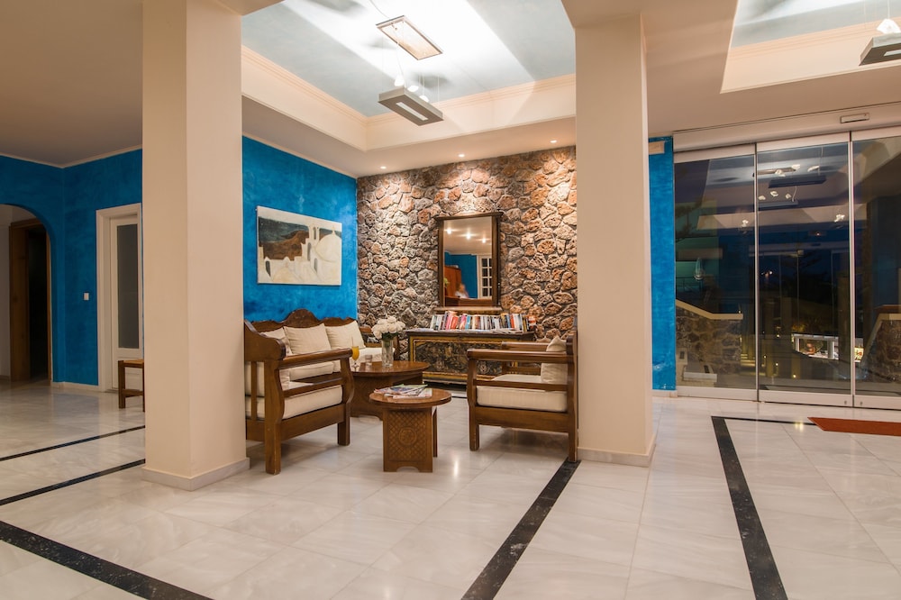 Hotel Antinea Suites & SPA — Hotel building in Kamari, South Aegean