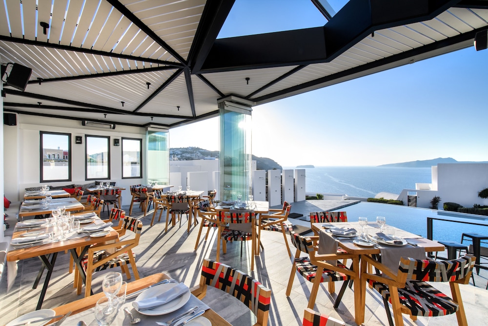 Grand Ambassador Santorini Hotel — Restaurant & bars in Akrotiri, South Aegean