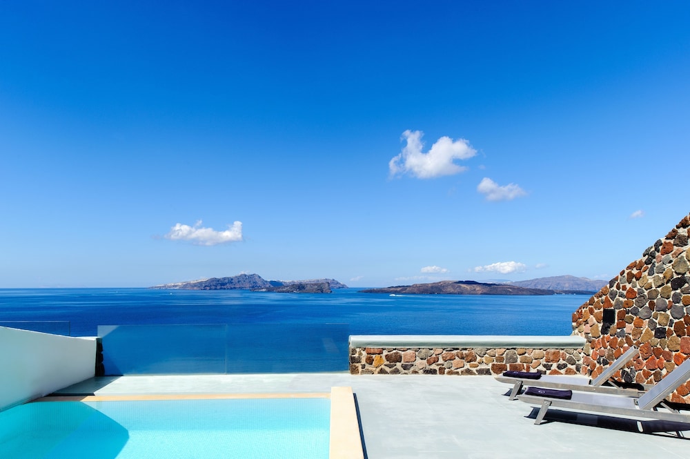 Grand Ambassador Santorini Hotel — Swimming pool in Akrotiri, South Aegean