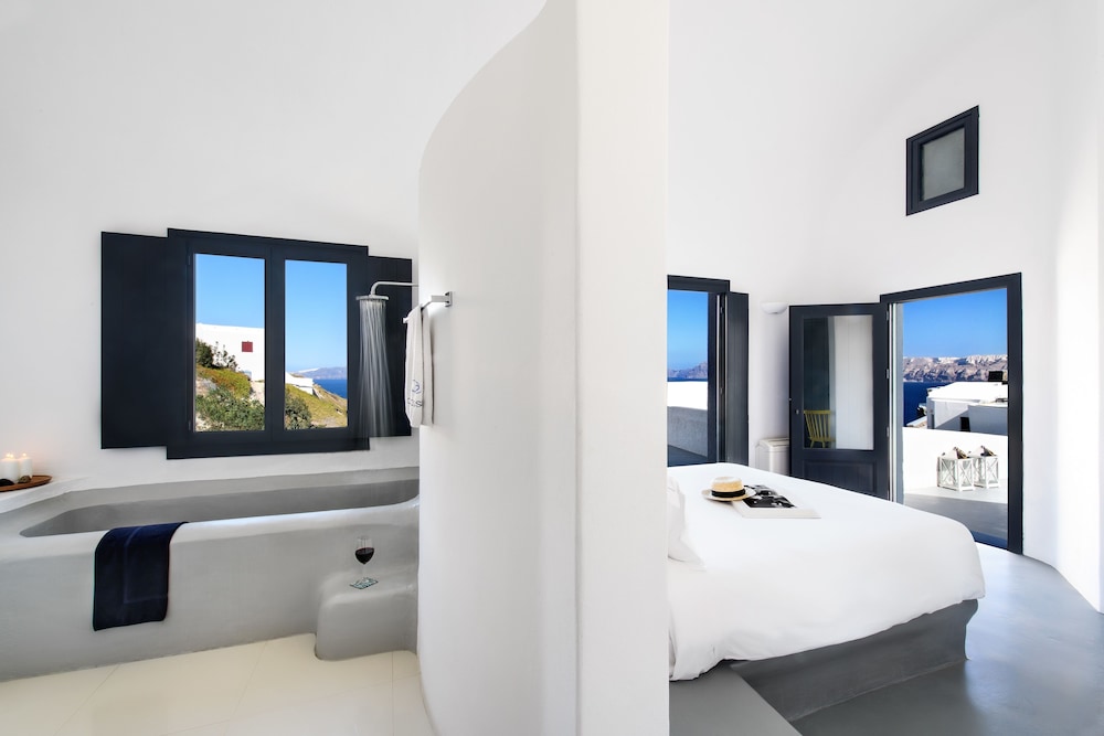 Grand Ambassador Santorini Hotel — Hotel rooms in Akrotiri, South Aegean