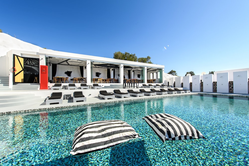 Grand Ambassador Santorini Hotel — Swimming pool in Akrotiri, South Aegean
