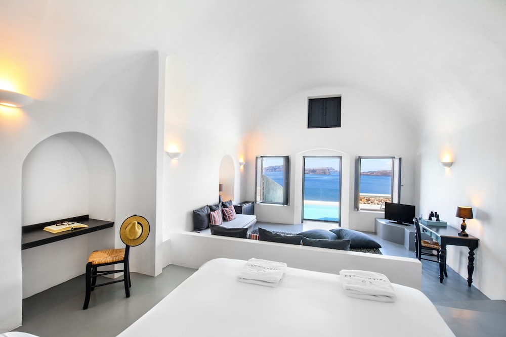 Grand Ambassador Santorini Hotel — Hotel rooms in Akrotiri, South Aegean